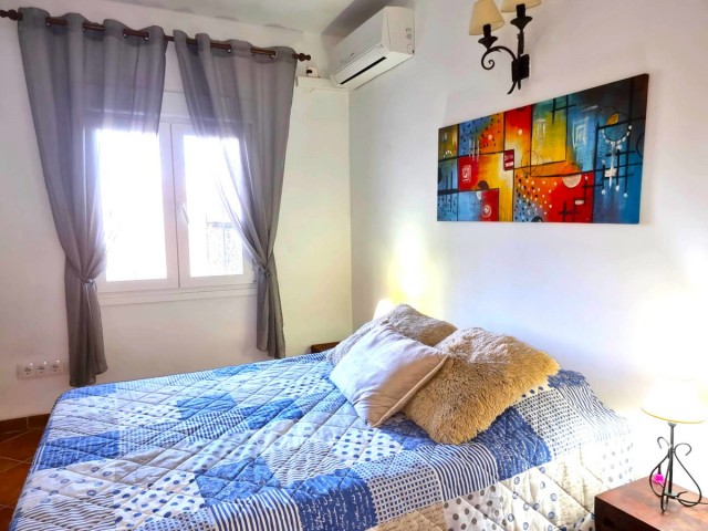 2 Bedrooms Villa in Benalmadena