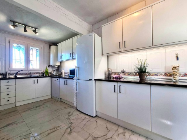 2 Bedrooms Villa in Benalmadena