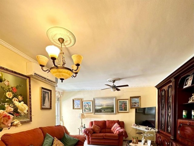 Apartment, La Carihuela, R5340154