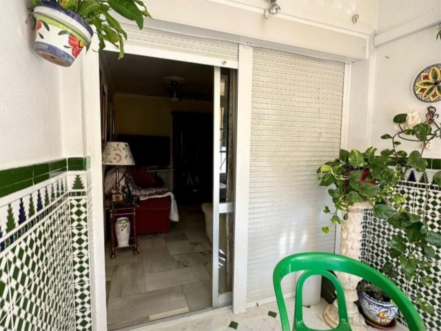 4 Bedrooms Apartment in La Carihuela