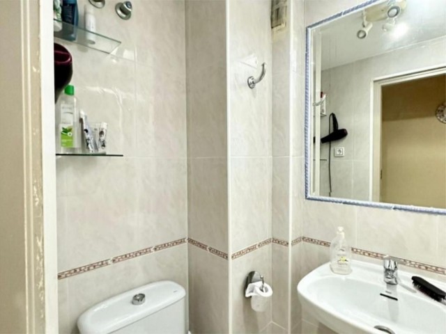 Appartement avec 4 Chambres  à La Carihuela