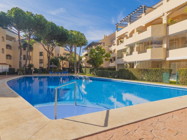 2 Slaapkamer Appartement in Elviria