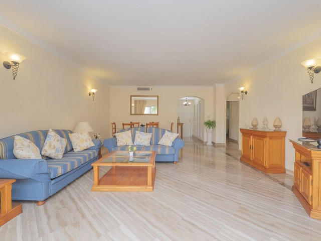 2 Slaapkamer Appartement in Elviria