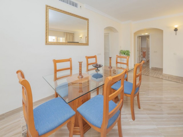 2 Slaapkamer Appartement in Elviria