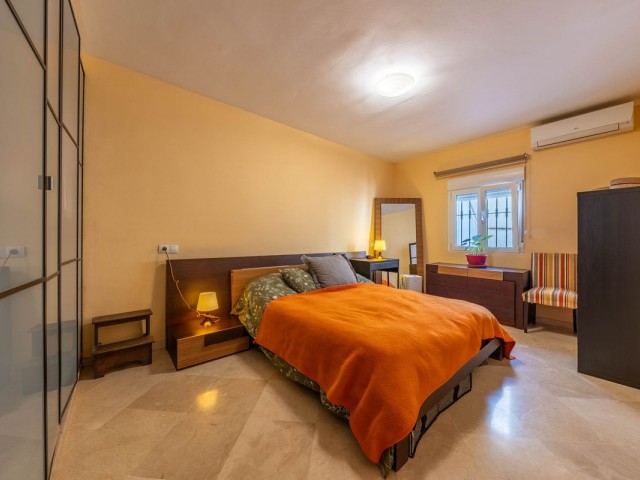 Leilighet, Aloha, R5340661