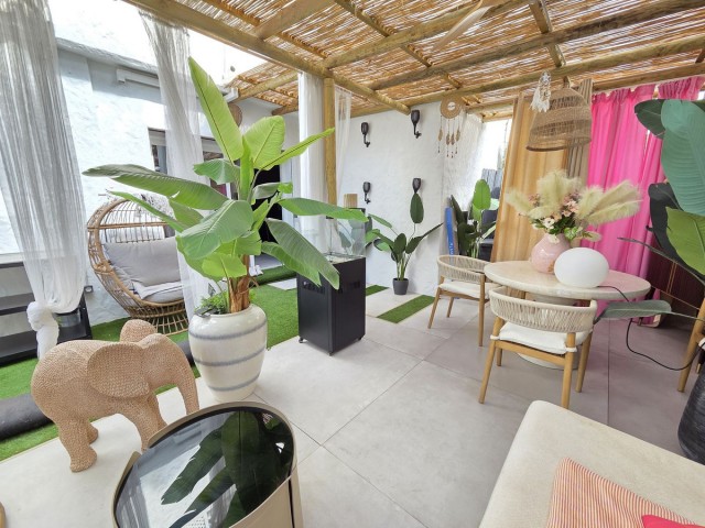 2 Slaapkamer Rijtjeshuis in Nueva Andalucía