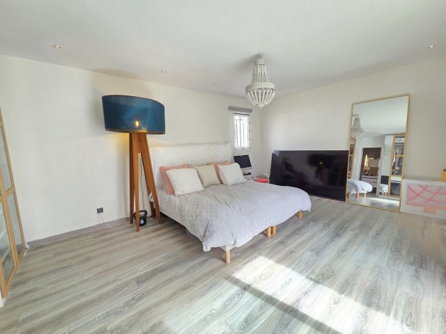 2 Slaapkamer Rijtjeshuis in Nueva Andalucía