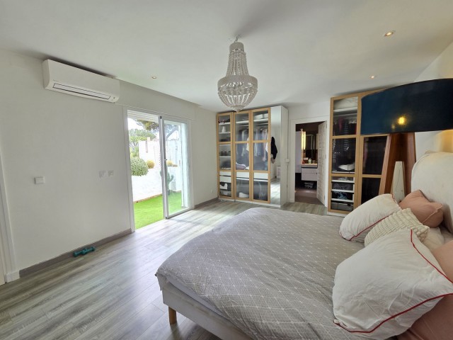 2 Slaapkamer Rijtjeshuis in Nueva Andalucía