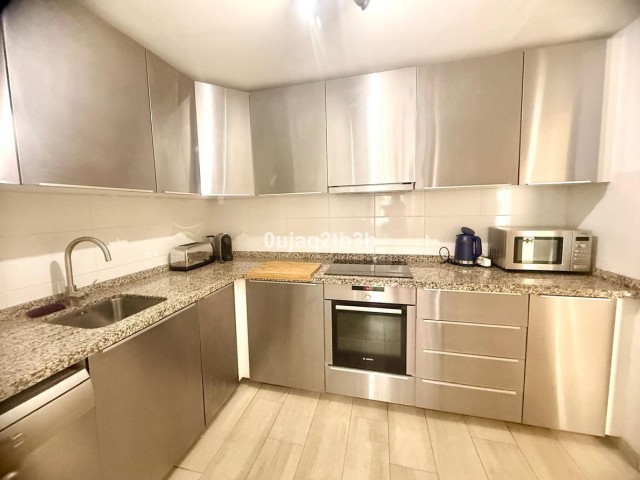 Apartment, Nagüeles, R5340757