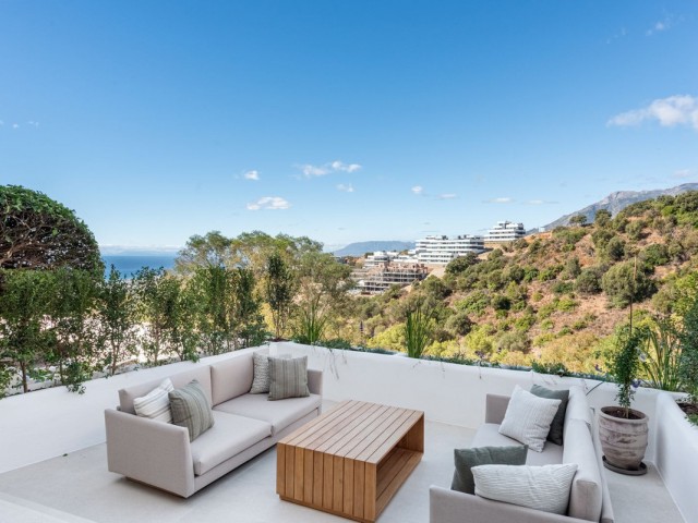 Maison mitoyenne avec 3 Chambres  à Altos de los Monteros