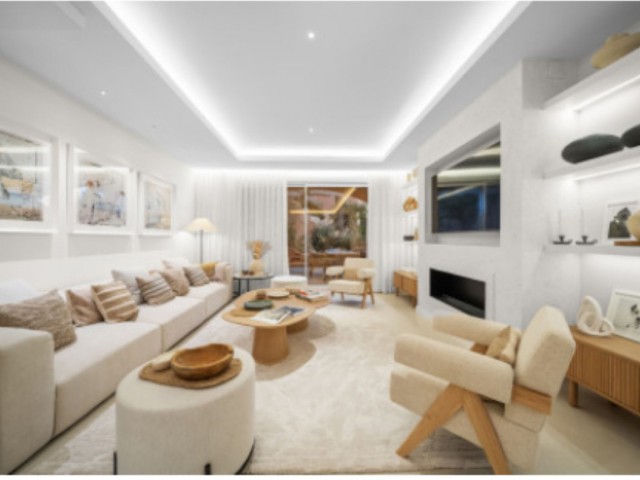 3 Bedrooms Townhouse in Nueva Andalucía