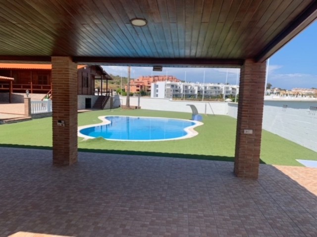 4 Sovrums Villa i San Roque