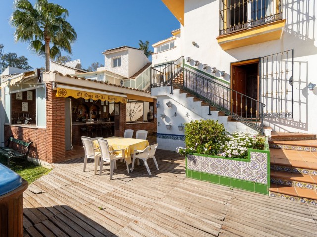 4 Bedrooms Villa in Torremuelle