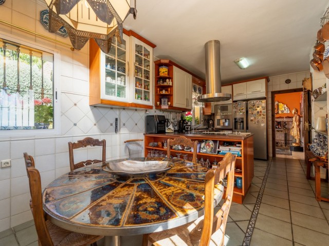 Villa avec 4 Chambres  à Torremuelle