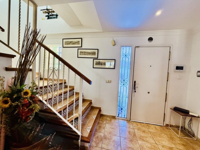 Villa avec 6 Chambres  à Alhaurín de la Torre