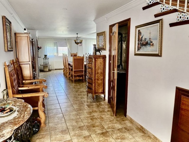 Villa avec 6 Chambres  à Alhaurín de la Torre