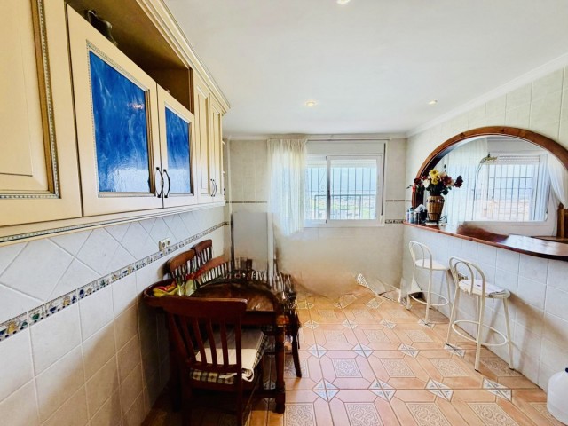 Villa avec 6 Chambres  à Alhaurín de la Torre
