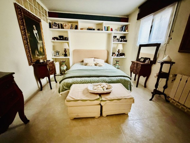 Villa avec 6 Chambres  à Alhaurín de la Torre