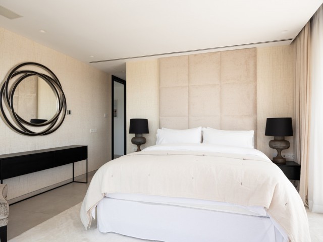Villa con 4 Dormitorios  en Nueva Andalucía