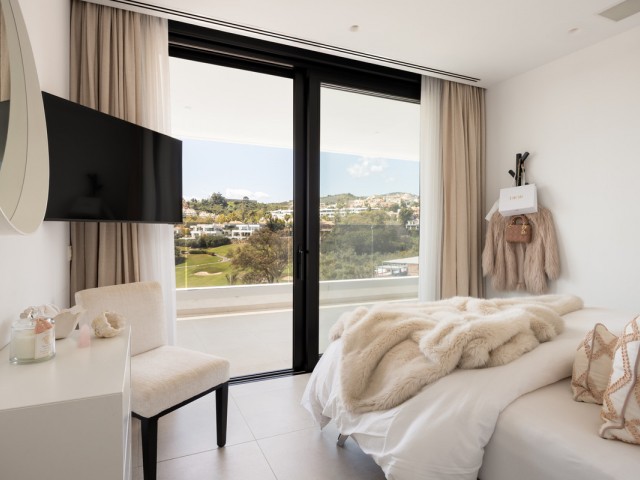 Villa con 4 Dormitorios  en Nueva Andalucía
