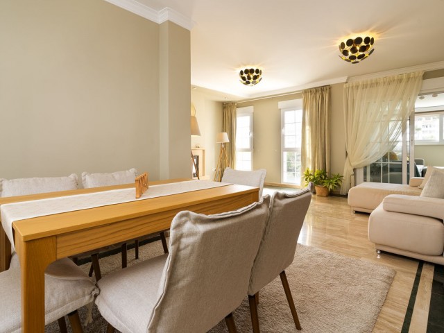 4 Bedrooms Townhouse in Calahonda