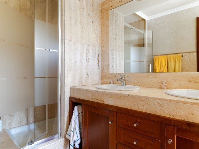 4 Bedrooms Townhouse in Calahonda