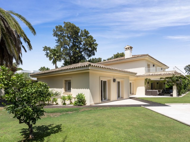 7 Soveroms Villa i Sotogrande Costa
