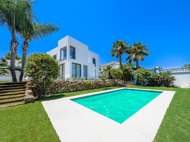 Villa, Nueva Andalucia