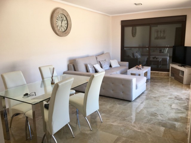 Appartement, New Golden Mile, R2674019