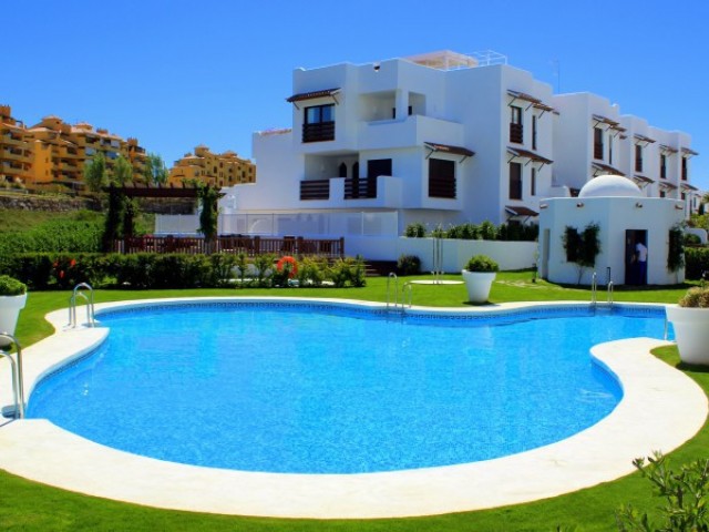 Appartement, New Golden Mile, R2674019