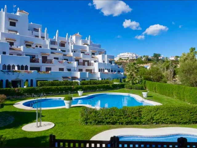 Huoneisto, New Golden Mile, R2674019