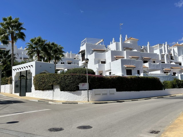 3 Bedrooms Apartment in New Golden Mile