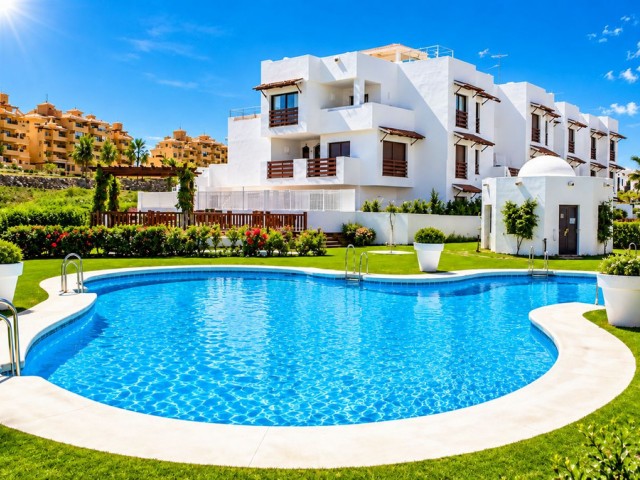 Apartment, New Golden Mile, R2674019