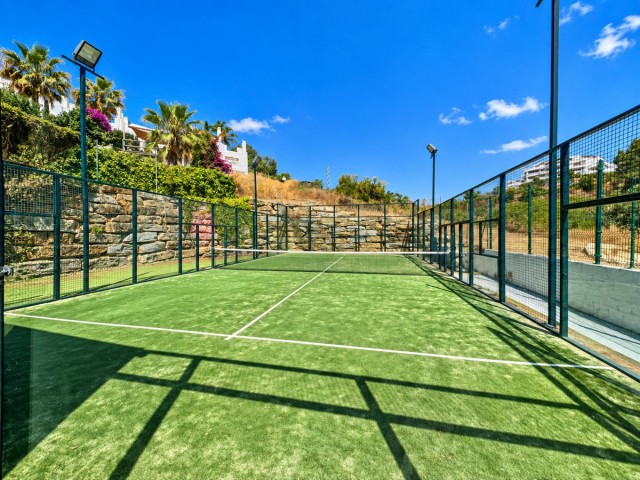 Apartamento con 3 Dormitorios  en New Golden Mile