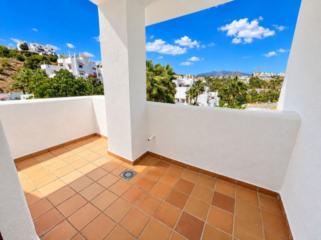 Apartamento con 3 Dormitorios  en New Golden Mile