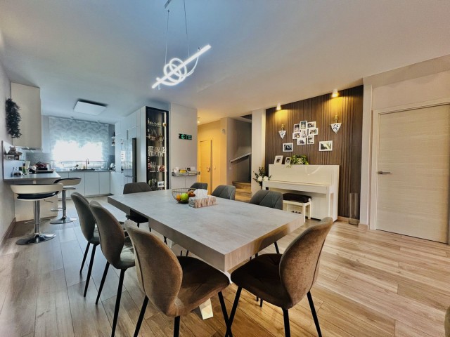 3 Bedrooms Townhouse in Estepona