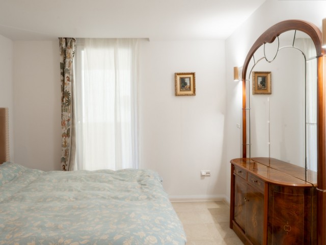 2 Bedrooms Apartment in Benahavís