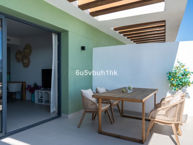 2 Bedrooms Apartment in Calanova Golf