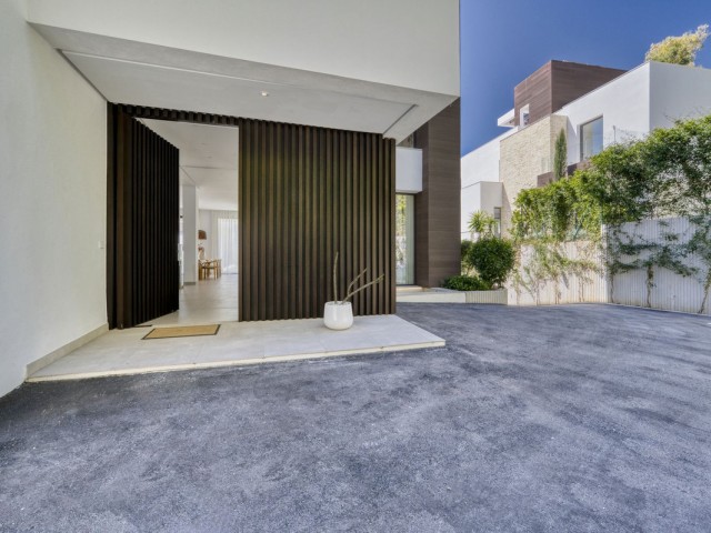 Villa avec 4 Chambres  à Marbella