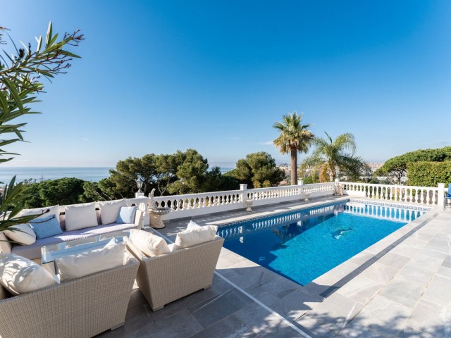 6 Bedrooms Villa in La Cala de Mijas