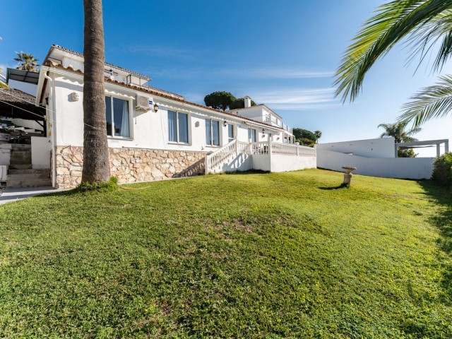 6 Bedrooms Villa in La Cala de Mijas