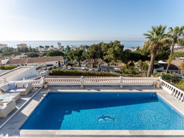 6 Bedrooms Villa in La Cala de Mijas
