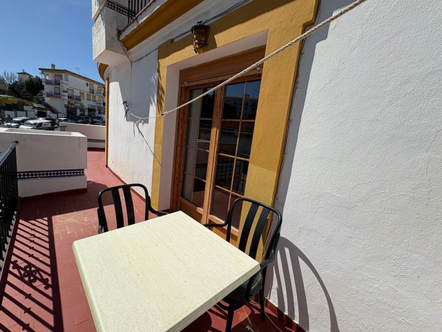 5 Bedrooms Townhouse in Estepona