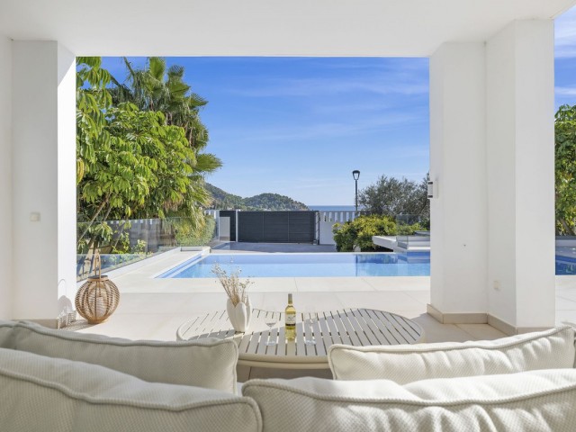 3 Bedrooms Villa in Mijas