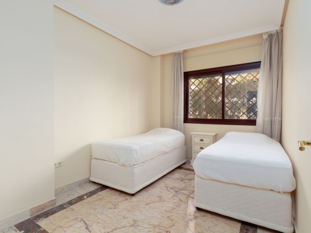 Appartement avec 3 Chambres  à Torrequebrada