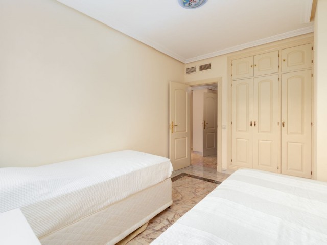 Appartement avec 3 Chambres  à Torrequebrada