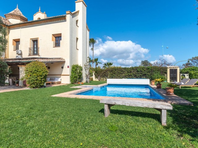 5 Makuuhuoneen Huvila San Pedro de Alcántara