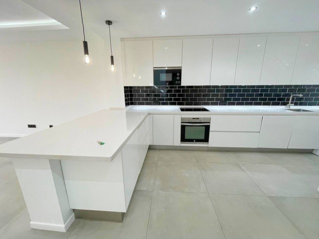 3 Bedrooms Townhouse in El Paraiso