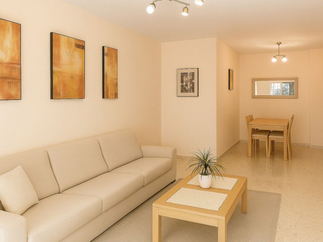 Penthouse avec 4 Chambres  à Mijas