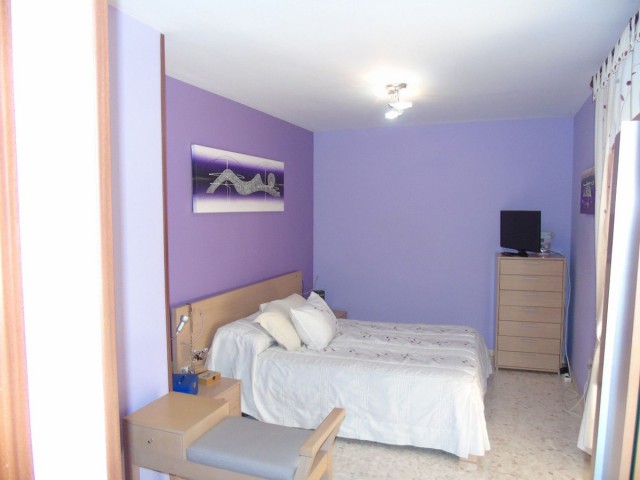 Penthouse avec 4 Chambres  à Mijas